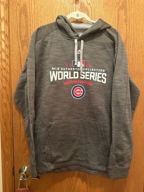 Majestic Chicago Cubs World Series Gray Pullover Hoodie
